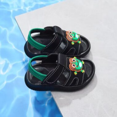 Cute frog soft sole non-slip summer sandals for boys