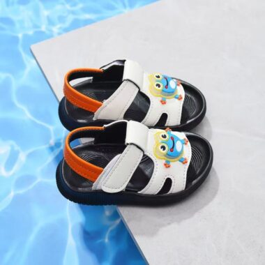 Cute frog soft sole non-slip summer sandals for boys