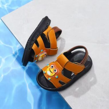 Cute frog soft sole non-slip summer sandals for boys