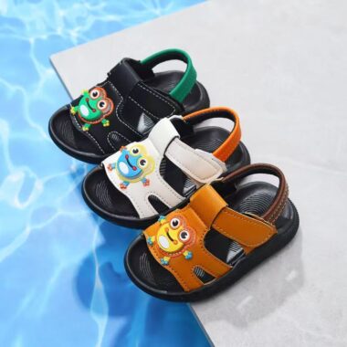 Cute frog soft sole non-slip summer sandals for boys