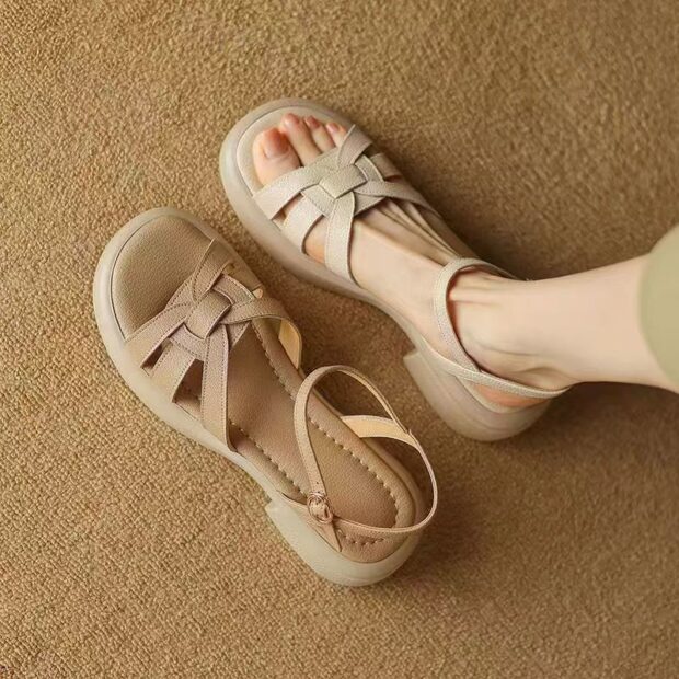 French retro leather platform strap women sandals for summer