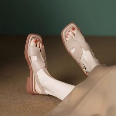 French retro low-heel summer fashion women sandals