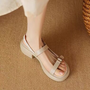 Soft leather French vintage low heel Roman women sandals