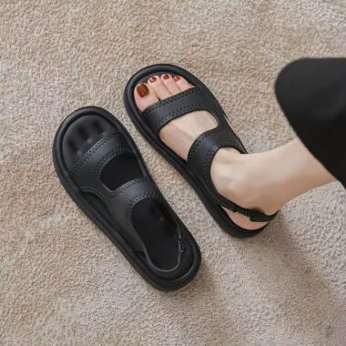 Genuine leather flat soft sole casual Roman women sandals