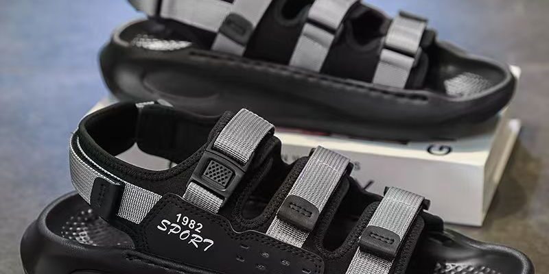 Outdoor anti-slip summer casual beach sandals for men