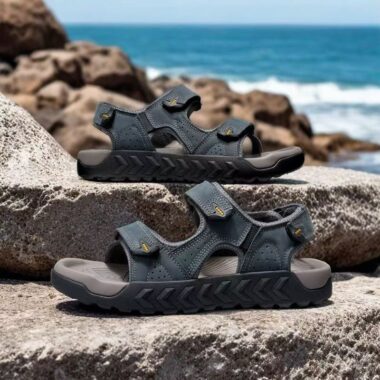 Outdoor soft sole anti-slip velcro beach sport men sandals