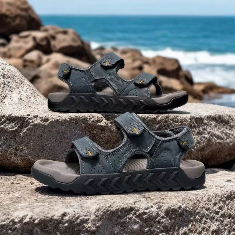 Outdoor soft sole anti-slip velcro beach sport men sandals