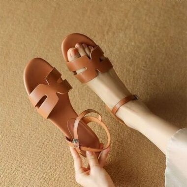 Premium leather low-heel strap women sandals for daily wear