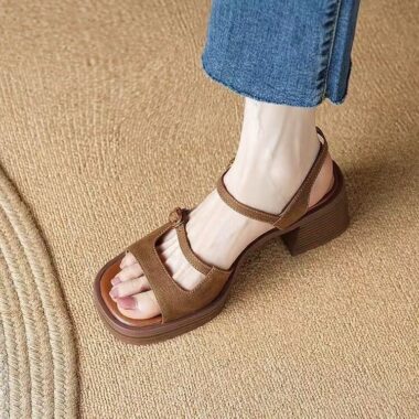Retro chunky heel waterproof platform strap women sandals