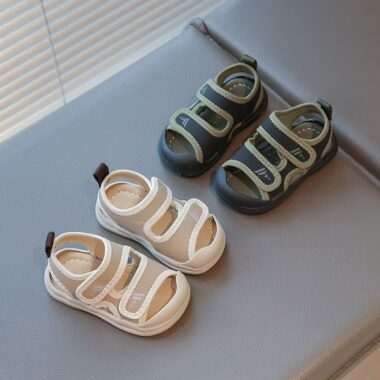 Soft sole closed-toe summer sandals for toddler boys