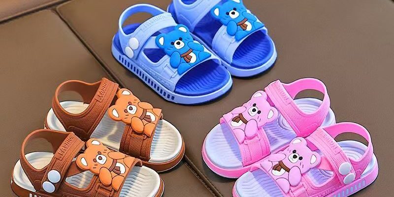 Soft waterproof cartoon non-slip unisex kids summer sandals