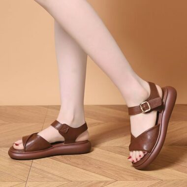 Soft leather flat summer comfortable women sandals