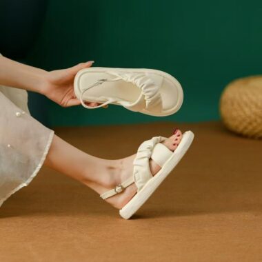 Ultra soft leather flat casual summer women sandals