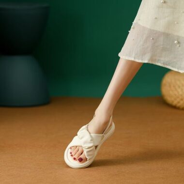 Ultra soft leather flat casual summer women sandals