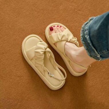 Ultra soft leather flat casual summer women sandals