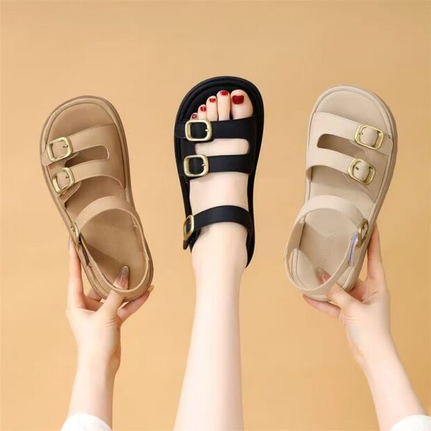 Vintage flat non-slip beach casual women sandals