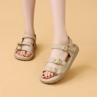 Vintage flat non-slip beach casual women sandals