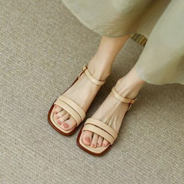 Vintage leather flat strap versatile casual women sandals
