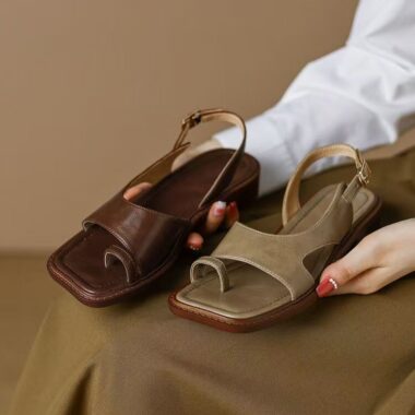 Vintage British-style low-heel leather women sandals
